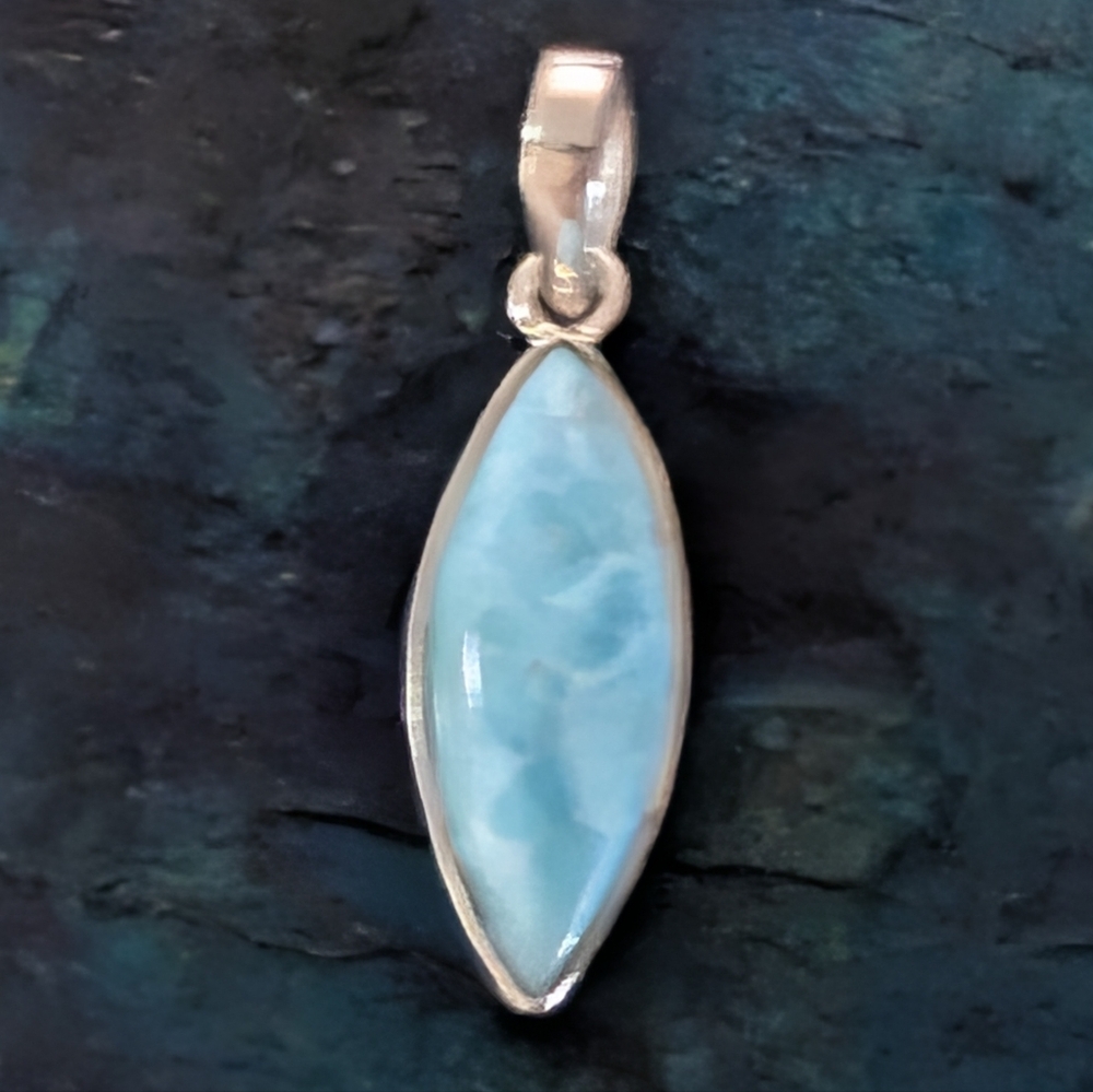 Solid Sterling Silver Marquise Rare Natural Dominican Republic Larimar Pendant
